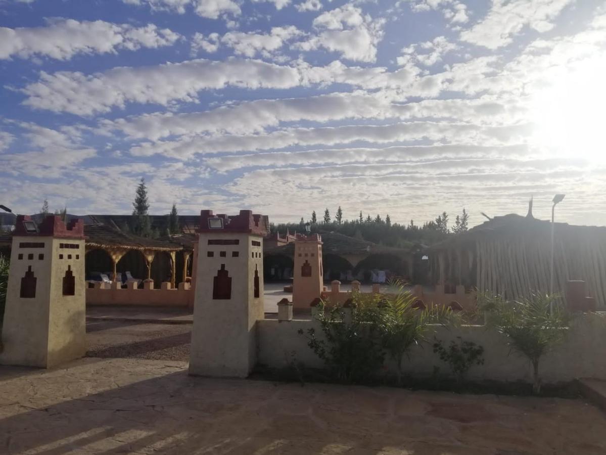 Dar Alfourssane Ferme D'Hote Уарзазат Экстерьер фото