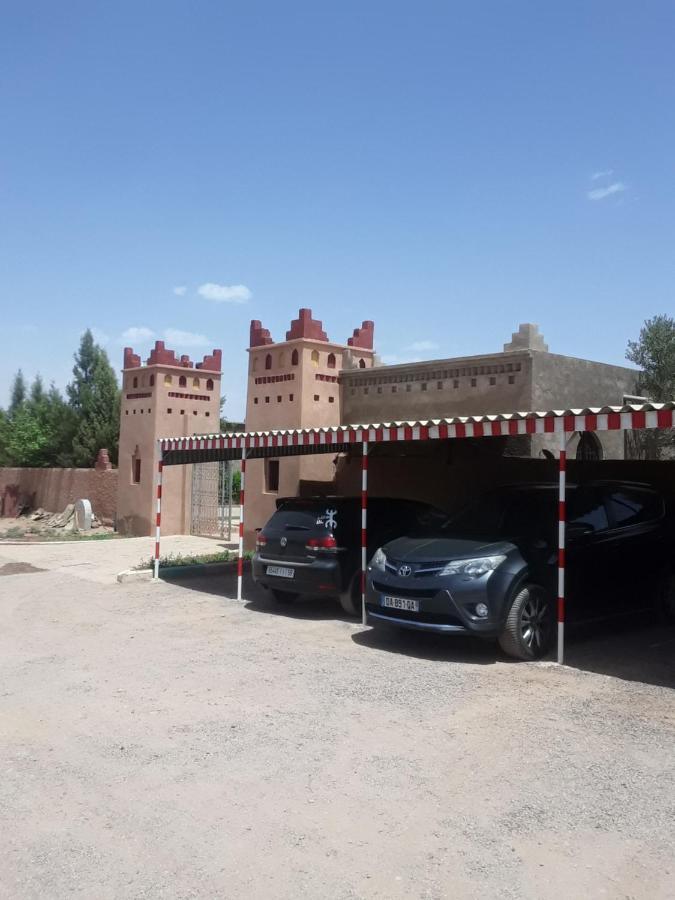 Dar Alfourssane Ferme D'Hote Уарзазат Экстерьер фото
