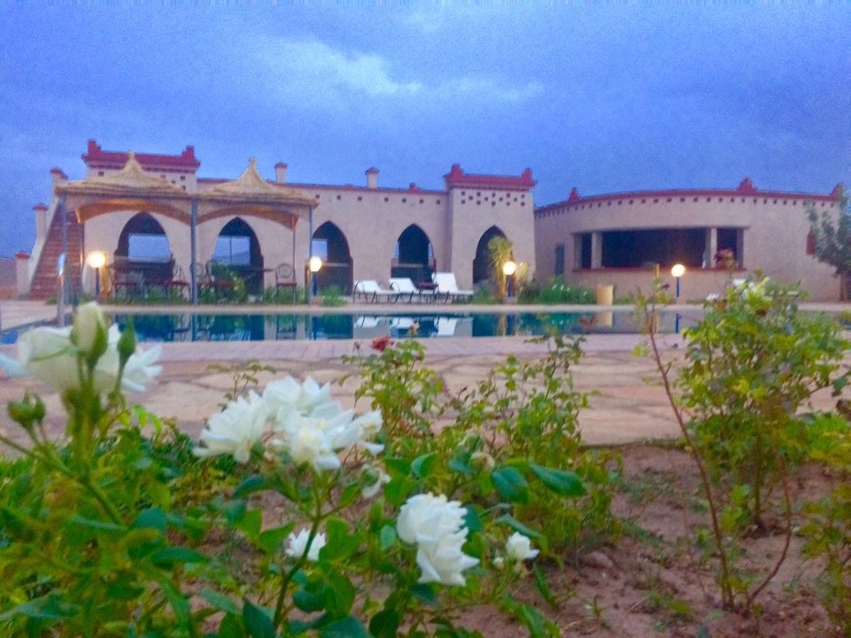 Dar Alfourssane Ferme D'Hote Уарзазат Экстерьер фото